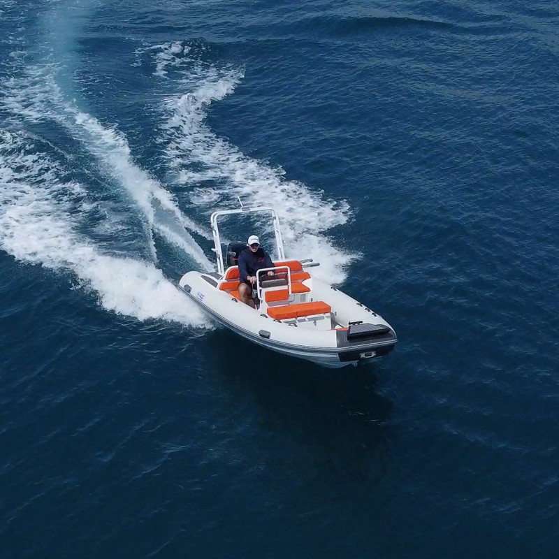 SPORT STILE - με γάστρα Αλουμινίου Φουσκωτά Σκάφη